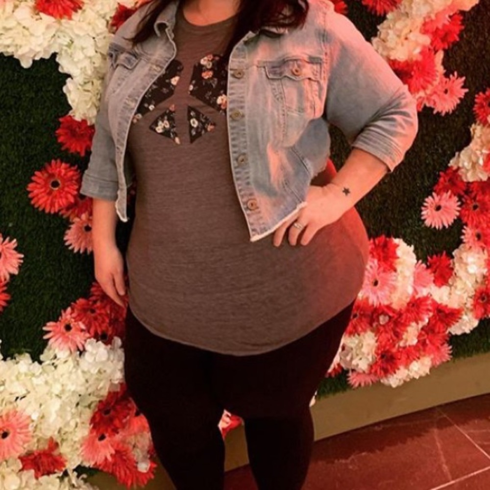 Torrid size 3 light wash cropped jean jacket